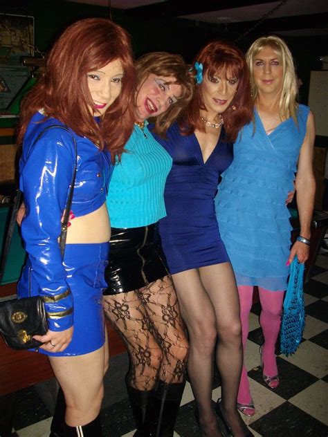 club crossdresser|Crossdressing friends .